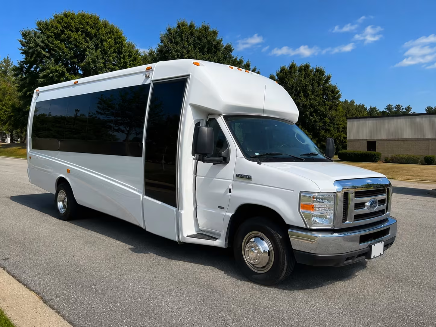 18 passenger minibus