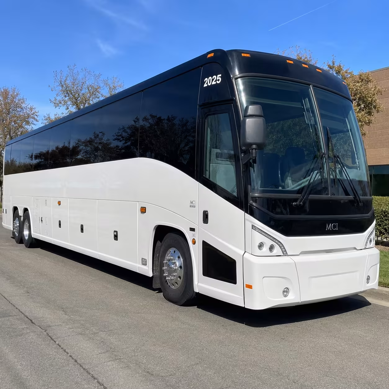 corporate event bus rentals for springfield businesses and conferences
