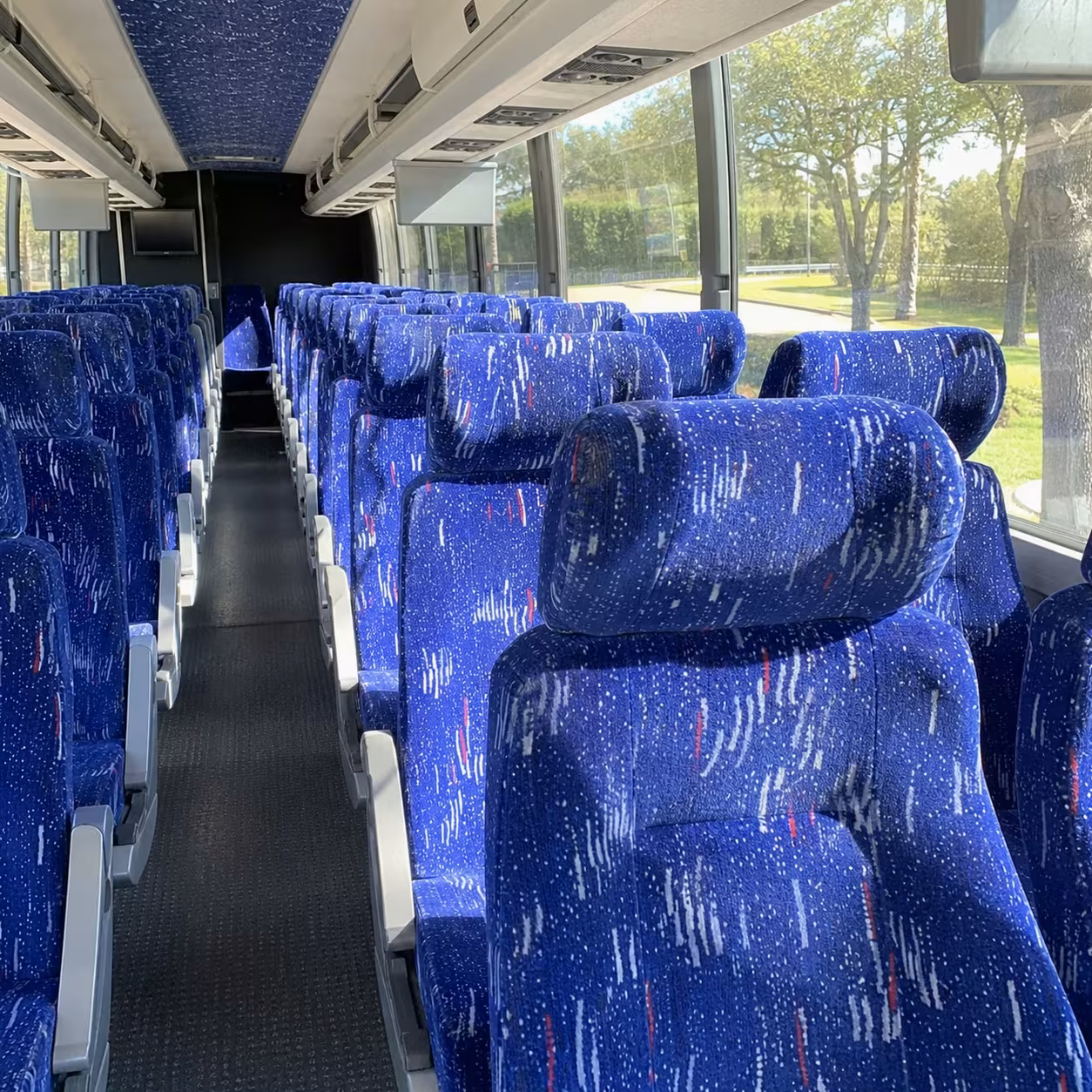 springfield charter bus rentals for church retreats and conferences